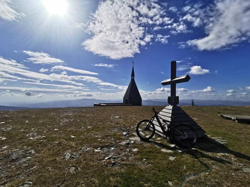 Alpengasthof Fernblick Moenichkirchen Bagian luar foto